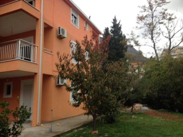 Ruza Vetrova Apartment Bar Bagian luar foto